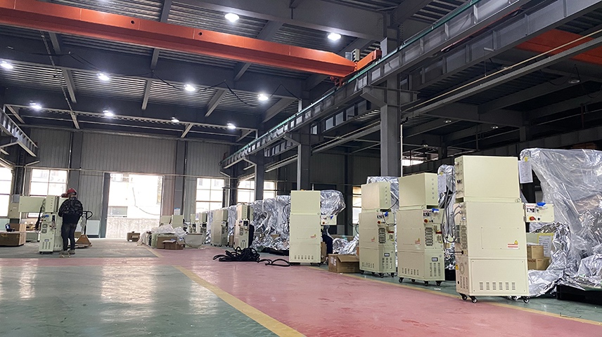 Industrial robots arranged neatly in the workshop