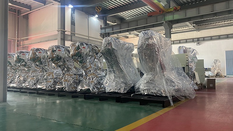 Industrial robots arranged neatly in the workshop