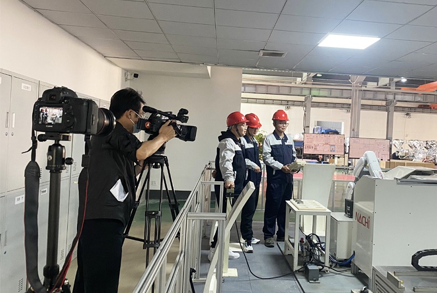 Interview with Zhangjiagang Television Station