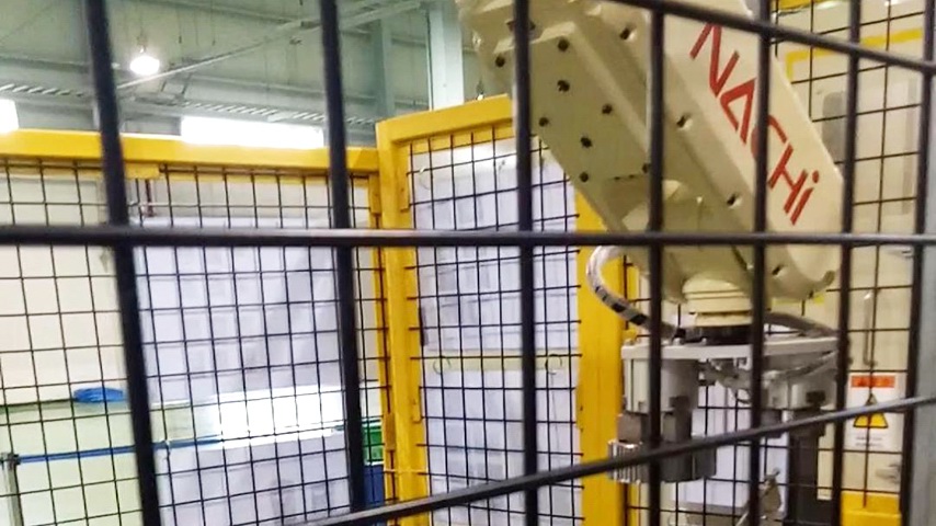 Robotic Material Handling for Automotive Components